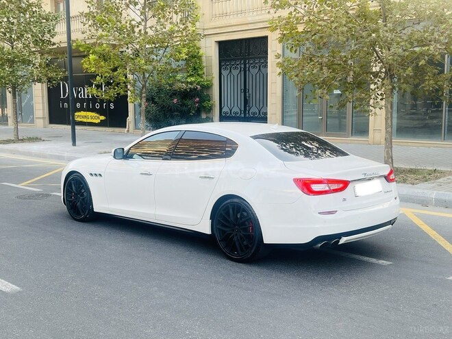 Maserati Quattroporte 2015, 89,000 km - 3.0 л - Bakı