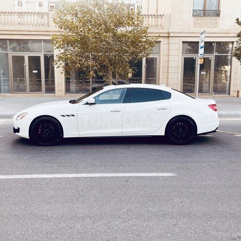 Maserati Quattroporte 2015, 89,000 km - 3.0 л - Bakı