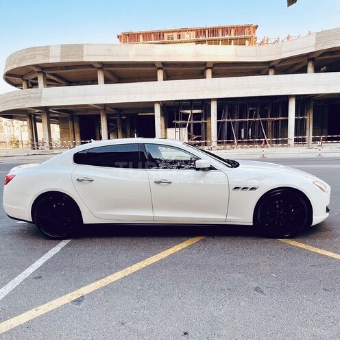 Maserati Quattroporte 2015, 89,000 km - 3.0 л - Bakı