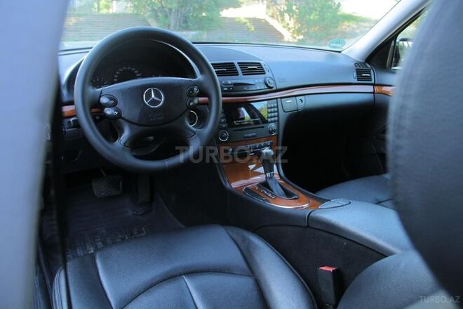 Mercedes E 220 2008, 224,000 km - 2.2 л - Bakı
