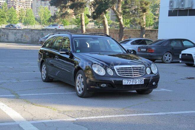 Mercedes E 220 2008, 224,000 km - 2.2 л - Bakı