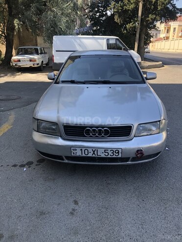 Audi A4 1999, 250,000 km - 1.6 l - Bakı
