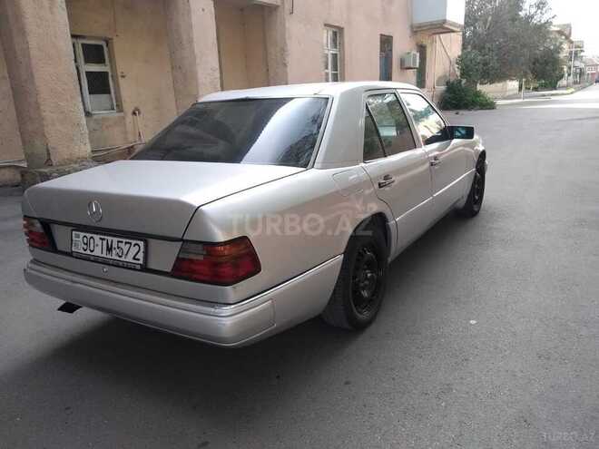 Mercedes E 250 1992, 300,000 km - 2.5 l - Bakı