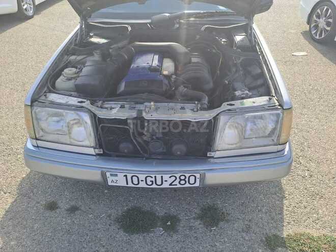 Mercedes E 280 1995, 33,480 km - 2.8 l - Bakı