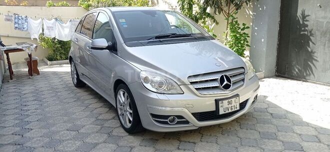 Mercedes B 170 2008, 132,000 km - 1.7 l - Bakı