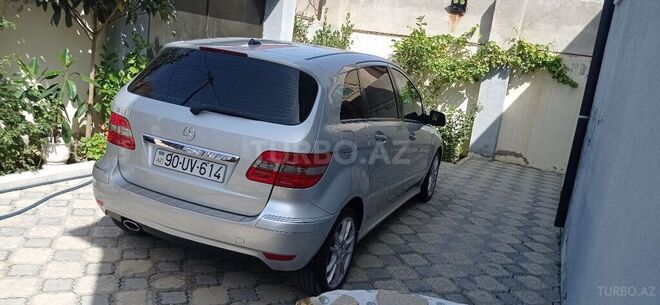 Mercedes B 170 2008, 132,000 km - 1.7 l - Bakı