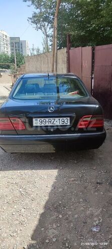 Mercedes E 200 1998, 345,384 km - 2.0 l - Bakı