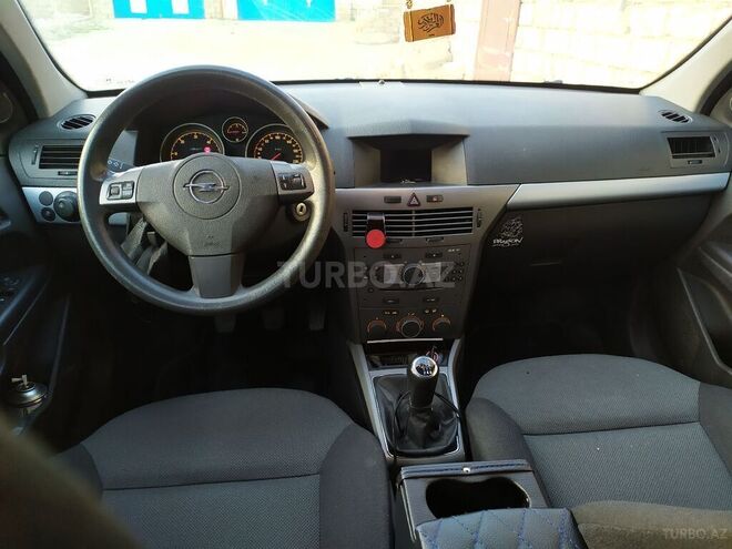Opel Astra 2006, 213,123 km - 1.3 l - Bakı
