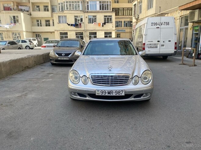 Mercedes E 240 2002, 227,000 km - 2.6 l - Bakı