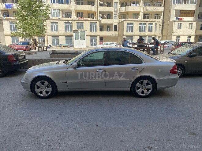 Mercedes E 240 2002, 227,000 km - 2.6 l - Bakı