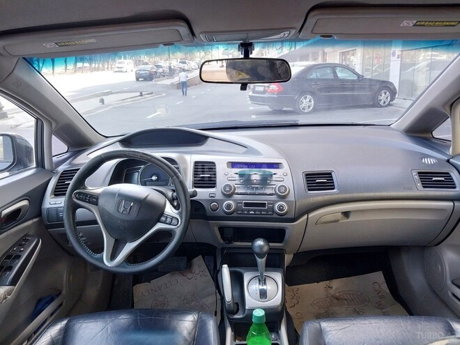Honda Civic 2009, 300,000 km - 1.3 l - Bakı