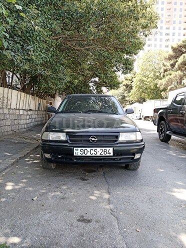 Opel Astra 1996, 210,600 km - 1.6 l - Bakı