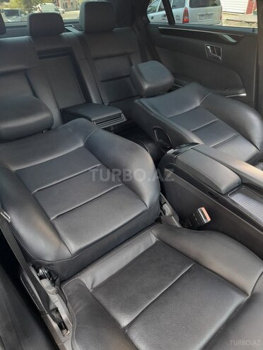 Mercedes E 220 2011, 167,623 km - 2.2 l - Bakı