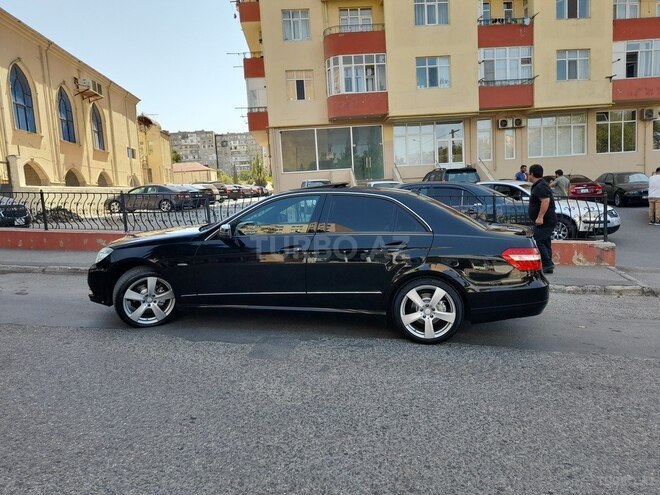 Mercedes E 220 2011, 167,623 km - 2.2 l - Bakı