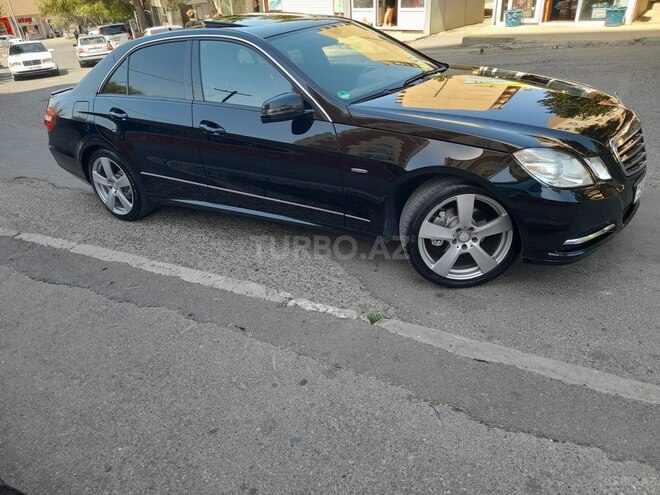 Mercedes E 220 2011, 167,623 km - 2.2 l - Bakı