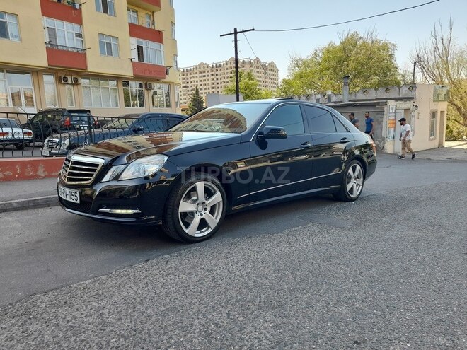 Mercedes E 220 2011, 167,623 km - 2.2 l - Bakı