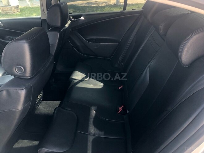Volkswagen Passat 2005, 385,000 km - 2.0 l - Bakı
