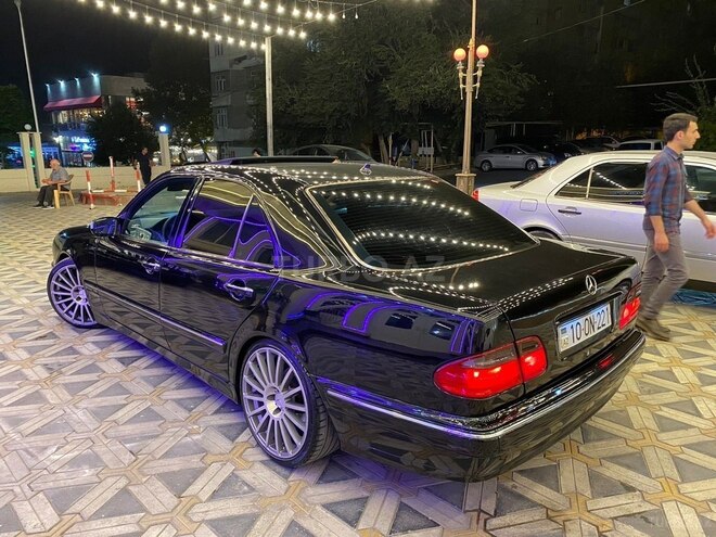 Mercedes E 240 1999, 254,315 km - 2.4 л - Bakı