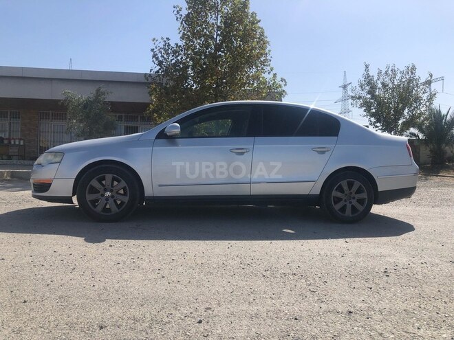 Volkswagen Passat 2005, 385,000 km - 2.0 l - Bakı