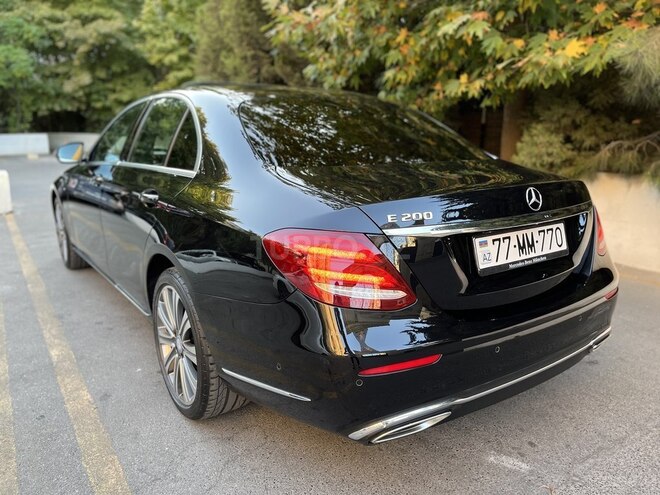 Mercedes E 200 2017, 90,000 km - 2.0 л - Bakı