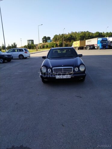 Mercedes E 230 1996, 250,000 km - 2.3 л - Bakı