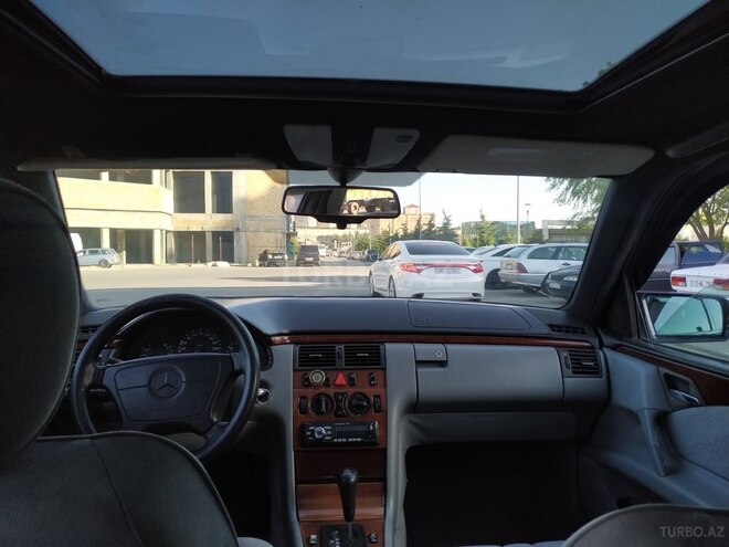Mercedes E 230 1996, 250,000 km - 2.3 л - Bakı