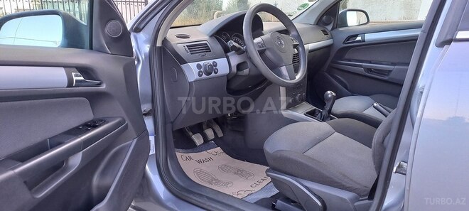 Opel Astra 2005, 209,000 km - 1.4 l - Bakı