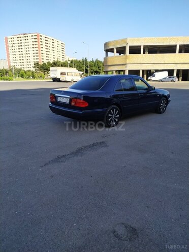 Mercedes E 230 1996, 250,000 km - 2.3 л - Bakı