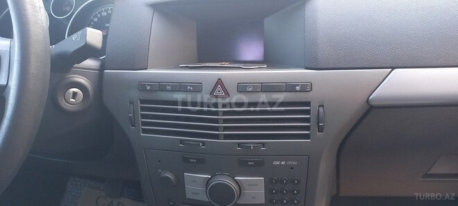 Opel Astra 2005, 209,000 km - 1.4 l - Bakı