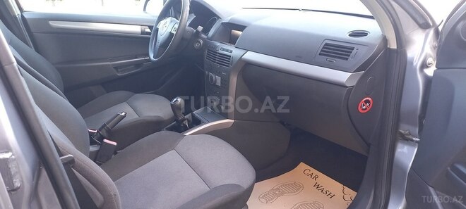 Opel Astra 2005, 209,000 km - 1.4 l - Bakı