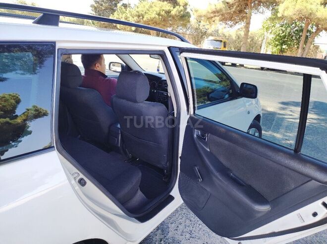 Toyota Corolla 2006, 289,100 km - 1.4 л - Bakı