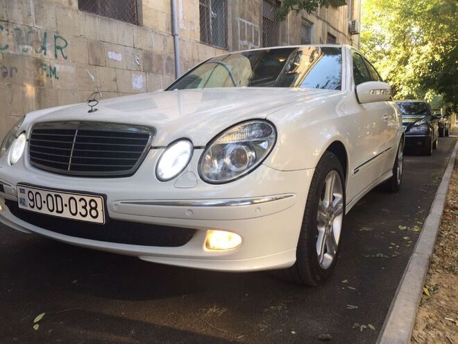 Mercedes E 260 2005, 198,000 km - 2.6 l - Bakı