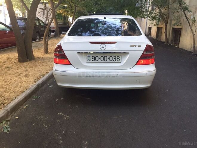 Mercedes E 260 2005, 198,000 km - 2.6 l - Bakı