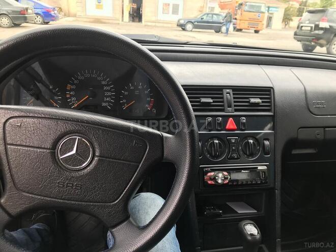 Mercedes C 240 1998, 310,000 km - 2.4 l - Bakı