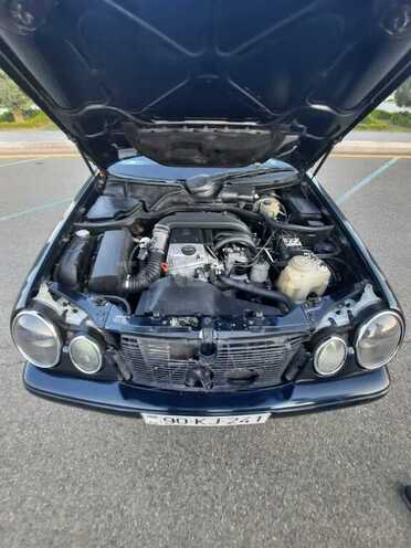 Mercedes E 220 1998, 420,000 km - 2.2 l - Gəncə
