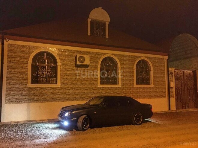 Mercedes E 220 1998, 420,000 km - 2.2 l - Gəncə