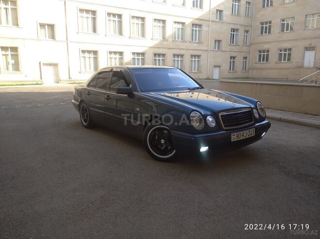 Mercedes E 220 1998, 420,000 km - 2.2 l - Gəncə