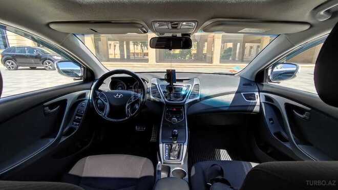 Hyundai Elantra 2015, 150,000 km - 1.8 l - Bakı