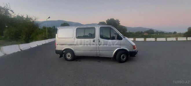 Ford Transit 1999, 356,980 km - 2.5 l - İsmayıllı