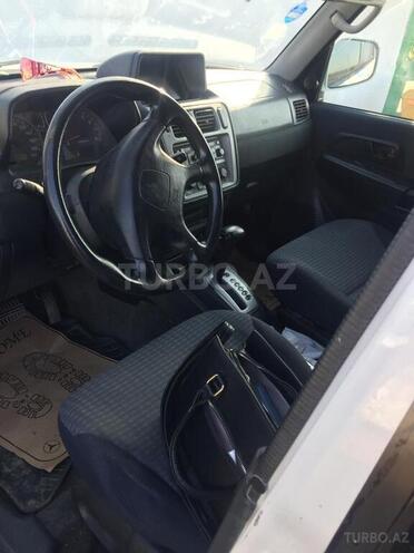 Mitsubishi Pajero io 2001, 200,000 km - 2.0 l - Beyləqan