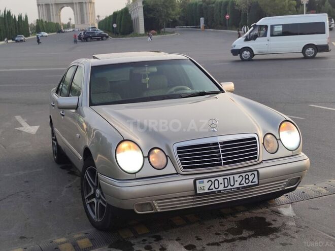 Mercedes E 230 1996, 350,000 km - 2.3 l - Gəncə