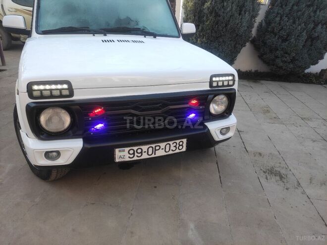 LADA (VAZ) Niva 2016, 100,000 km - 1.7 l - Qusar