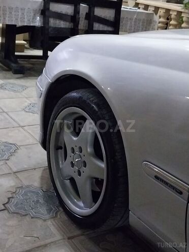 Mercedes C 240 2000, 335,338 km - 2.4 l - Bakı
