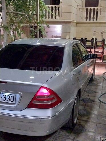 Mercedes C 240 2000, 335,338 km - 2.4 l - Bakı
