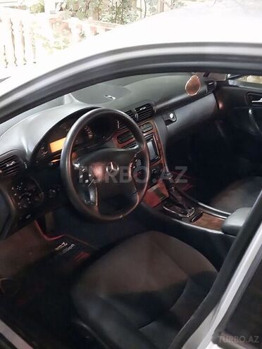 Mercedes C 240 2000, 335,338 km - 2.4 l - Bakı