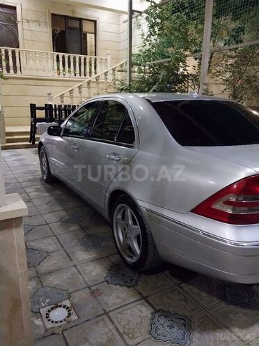 Mercedes C 240 2000, 335,338 km - 2.4 l - Bakı
