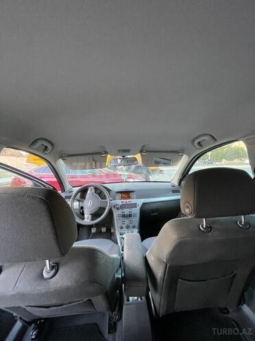 Opel Astra 2010, 175,090 km - 1.3 l - Bakı