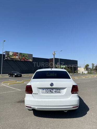Volkswagen Polo 2018, 110,000 km - 1.6 л - Bakı