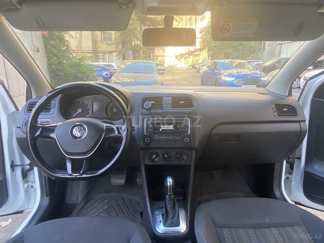 Volkswagen Polo 2018, 110,000 km - 1.6 л - Bakı