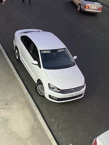 Volkswagen Polo 2018, 110,000 km - 1.6 л - Bakı